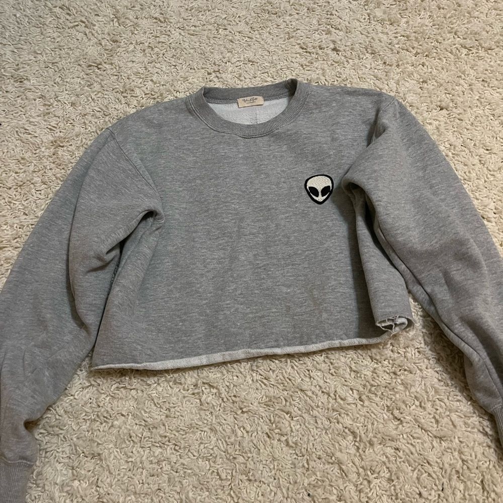 john galt alien cropped crew neck